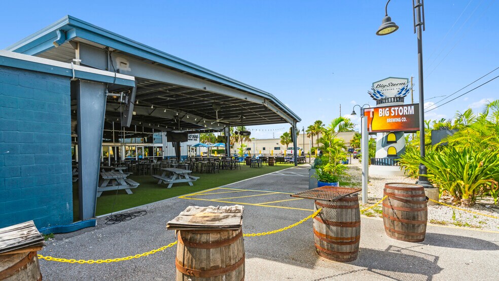 More Photos Of 12707 N 49th St, Clearwater Manufacturing For Sale