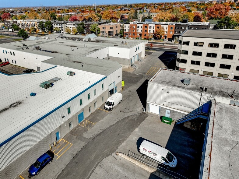 More Photos Of 8552-8678 Boul Pie-IX, Montréal Warehouse For Lease