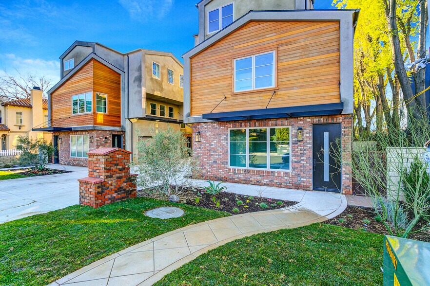 Primary Photo Of 530 Fano St, Monrovia Apartments For Sale