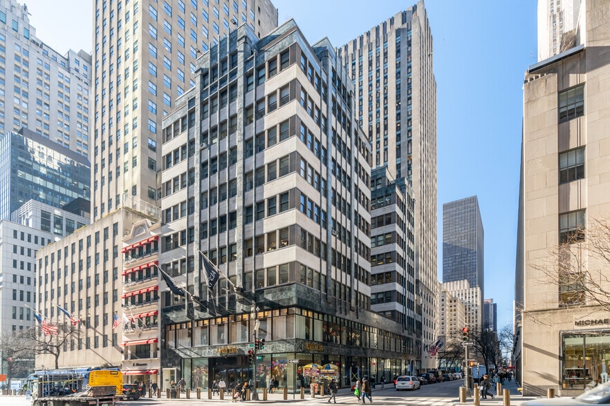 More Photos Of 608 Fifth Ave, New York Office For Lease