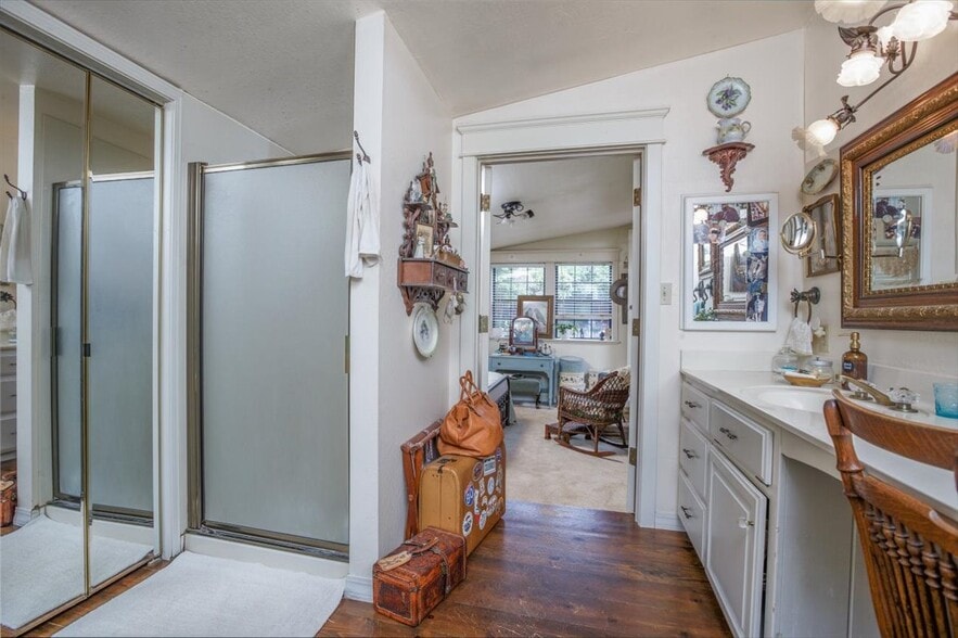 More Photos Of 15771 Main St, Crescent Mills Freestanding For Sale