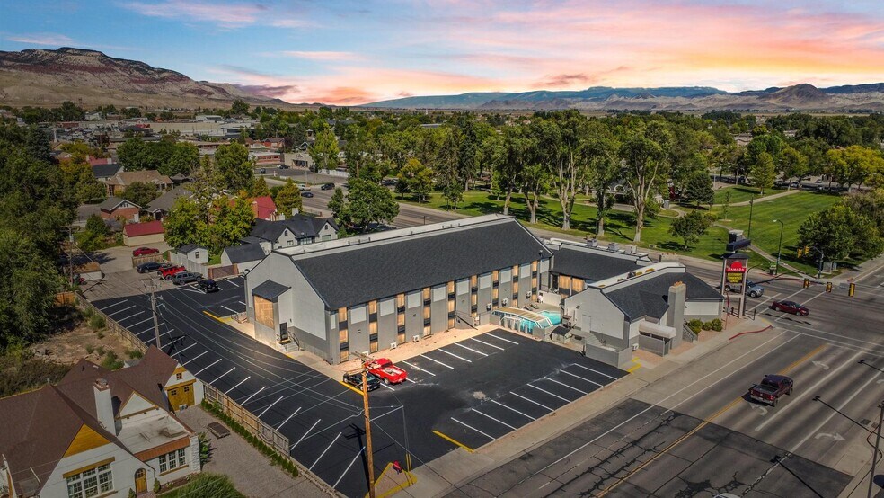 More Photos Of 333 N Main St, Richfield Hotel For Sale