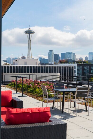 More Photos Of 417 2nd Ave W, Seattle Apartments For Lease