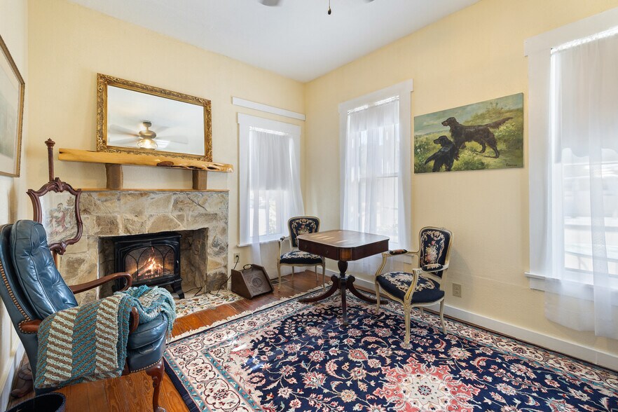 More Photos Of 201 Nugent Ave ave, Johnson City Hotel For Sale