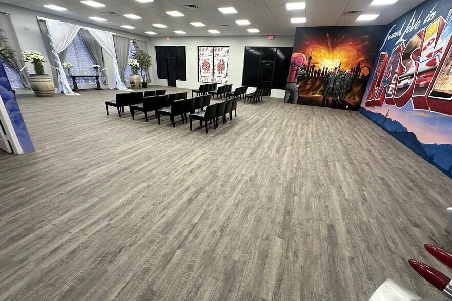 More Photos Of 5071 N Rainbow Blvd, Las Vegas Loft Creative Space For Sale