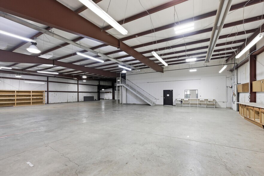More Photos Of 602 S Michigan Ave, Joplin Freestanding For Lease