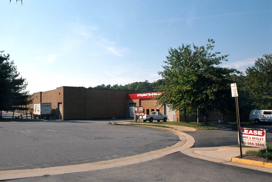 More Photos Of 7942 Angus Ct, Springfield Warehouse For Lease