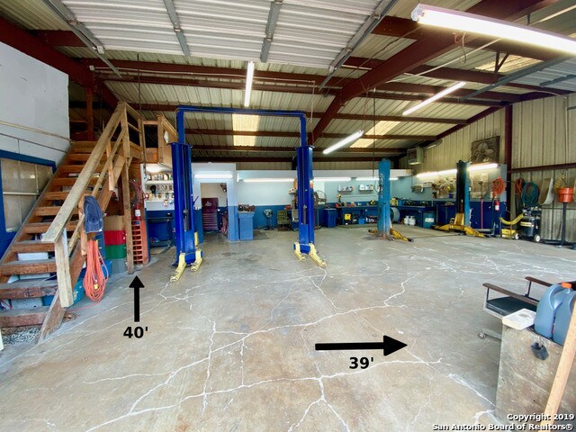 More Photos Of 5447 Seguin Rd, Kirby Auto Repair For Sale