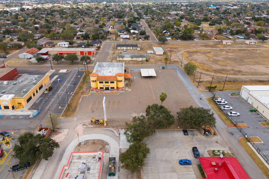 More Photos Of 305 Expressway 83, Mission Medical For Sale