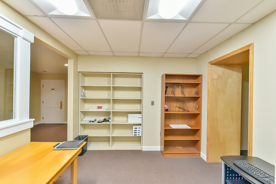 More Photos Of 300 Silver Cedar Ct, Chapel Hill Medical For Sale