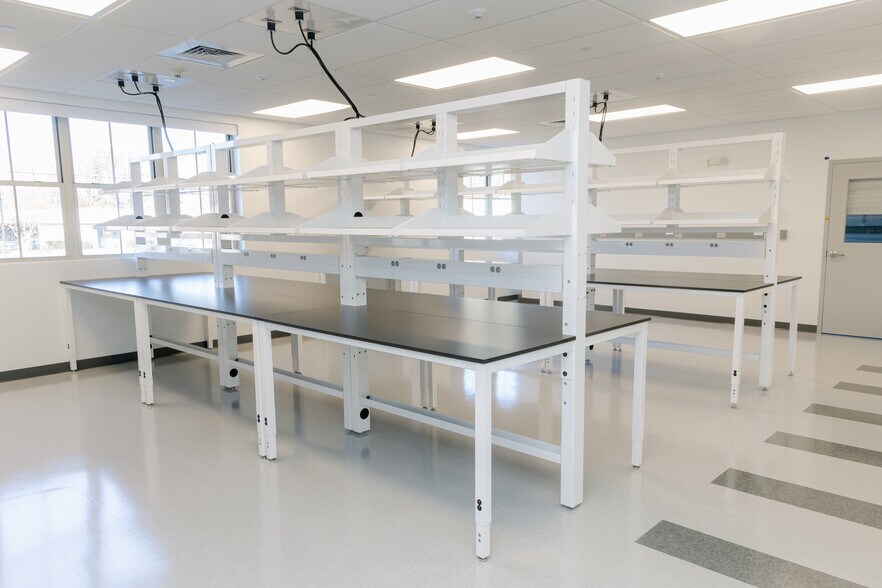 More Photos Of 4 Research Dr, Woodbridge Research And Development For Lease