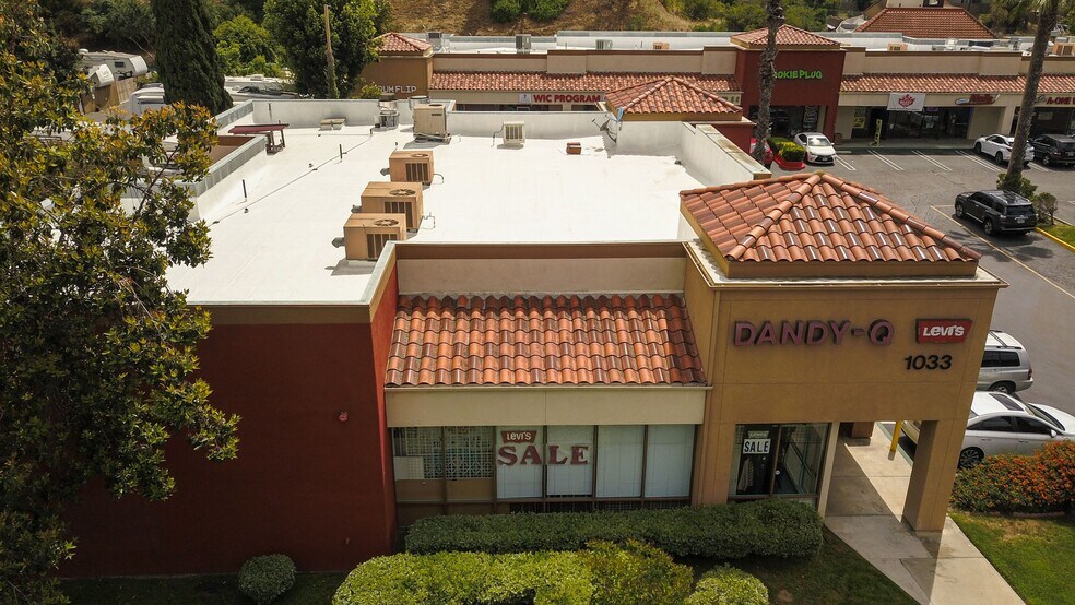 More Photos Of 1031 S Santa Fe Ave, Vista Freestanding For Lease