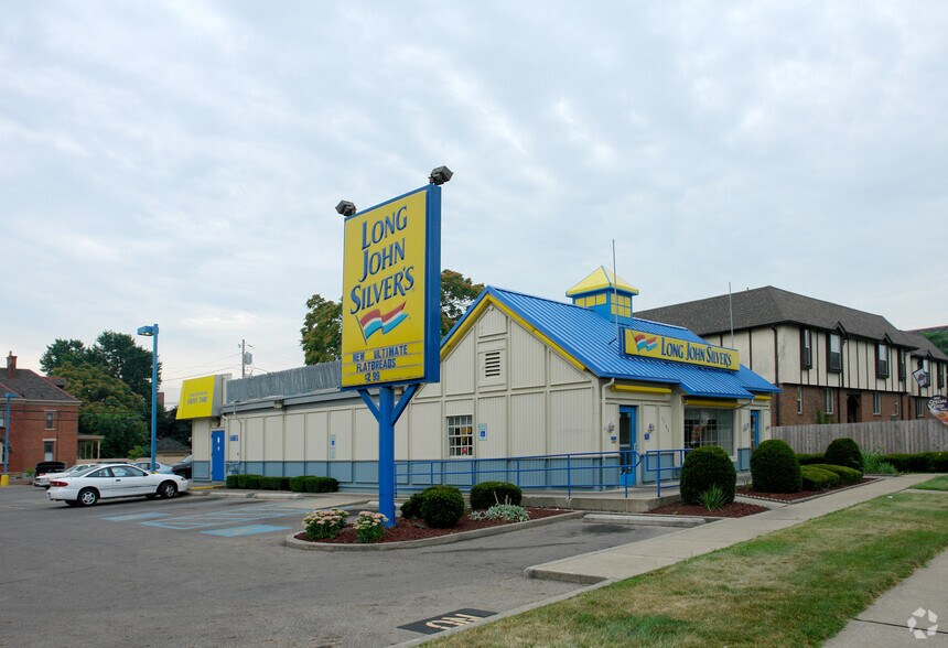 More Photos Of 1102 S High St, Columbus Fast Food For Lease