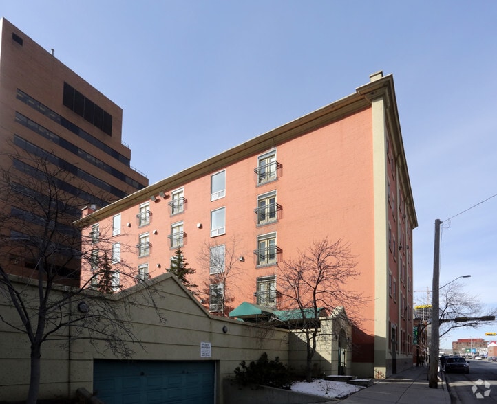 More Photos Of 535 10th Ave SW, Calgary Multifamily For Sale