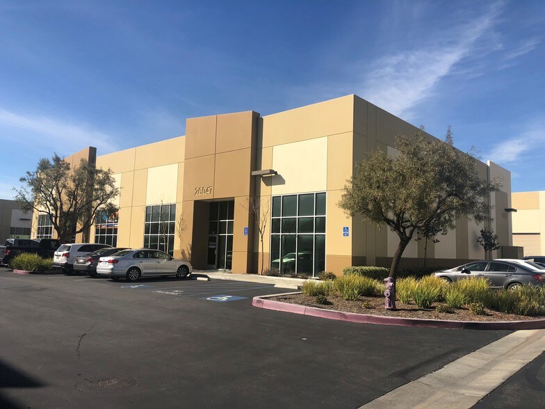More Photos Of 26047 Jefferson Ave, Murrieta Showroom For Lease