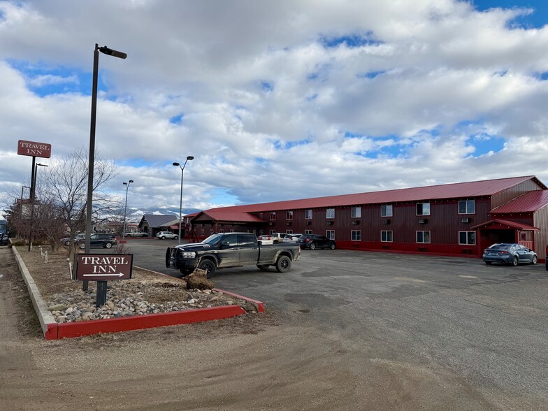 More Photos Of 1150 N Main St, Deer Lodge Hotel For Sale