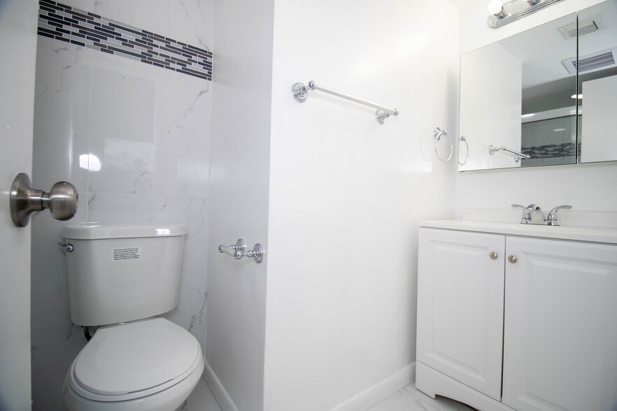 More Photos Of 11430-11442 NW 45th St, Coral Springs Apartments For Sale