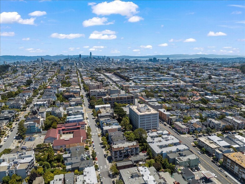 More Photos Of 3967 Sacramento St, San Francisco Apartments For Sale