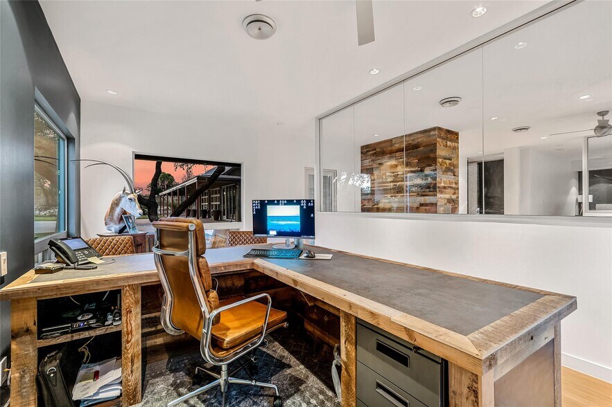 More Photos Of 2606 Ranch Road 620 N, Austin Loft Creative Space For Sale