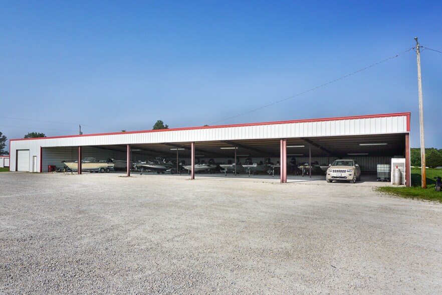 More Photos Of 18050 County Road 1000, Saint James Storefront For Lease
