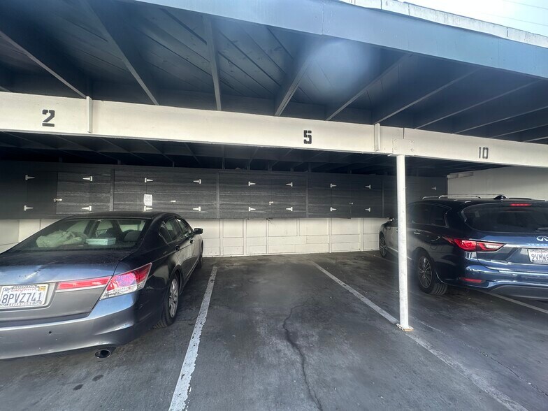 More Photos Of 806 E Hyde Park Blvd, Inglewood Apartments For Sale