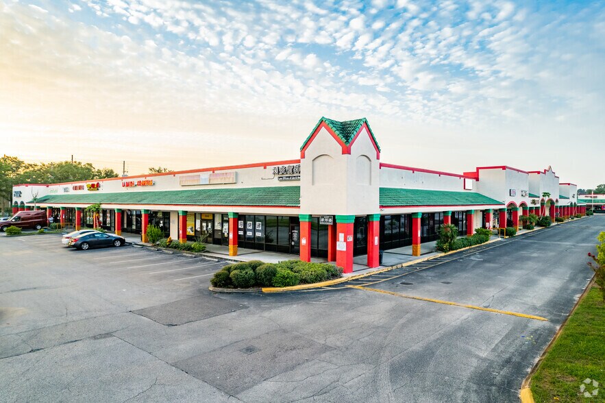 More Photos Of 5132-5250 W Colonial Dr, Orlando Unknown For Lease