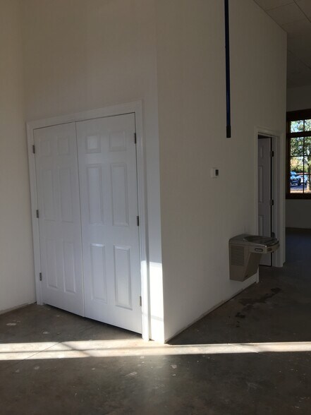 More Photos Of 29640 Al-181, Daphne Medical For Lease