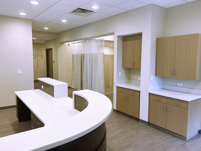 More Photos Of 3583 W 9800 S, South Jordan Medical For Lease