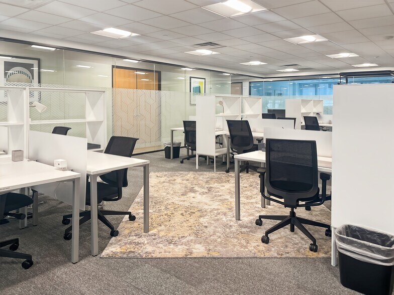 More Photos Of 1201 Fannin St, Houston Coworking Space
