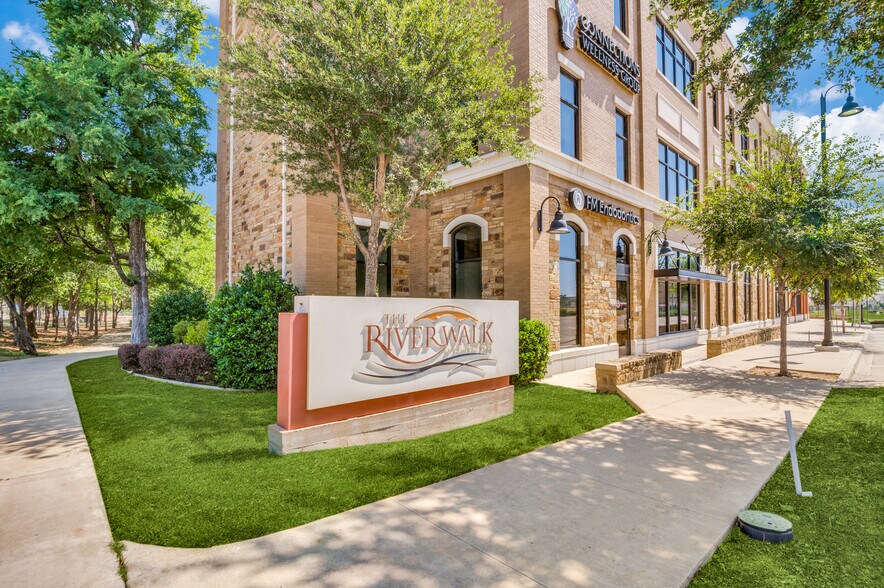 More Photos Of 4370 Medical Arts Dr, Flower Mound Unknown For Lease