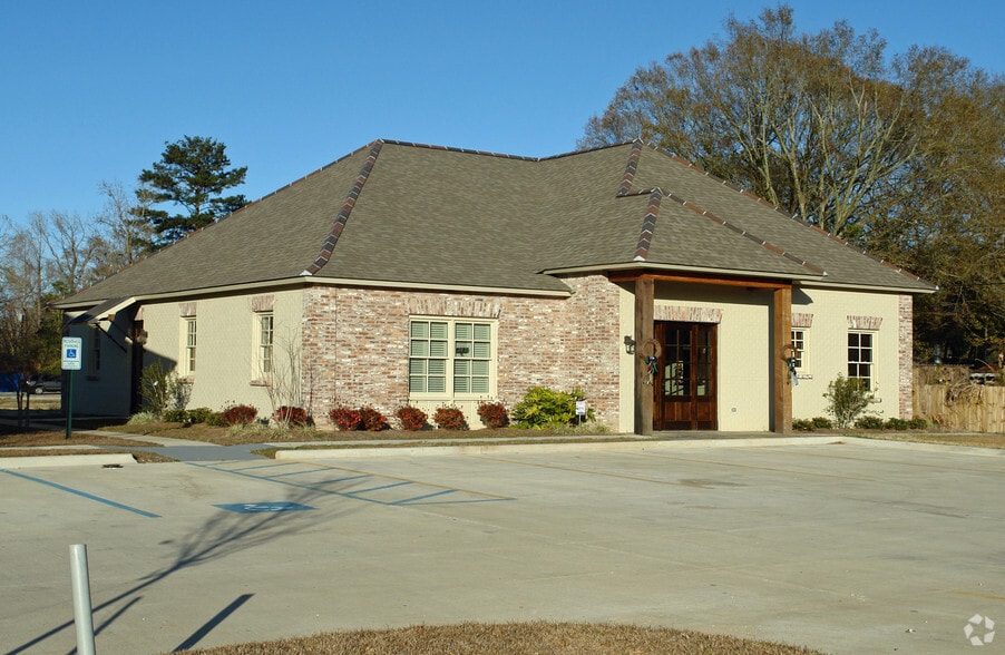 Primary Photo Of 9191 Siegen Ln, Baton Rouge Office For Lease