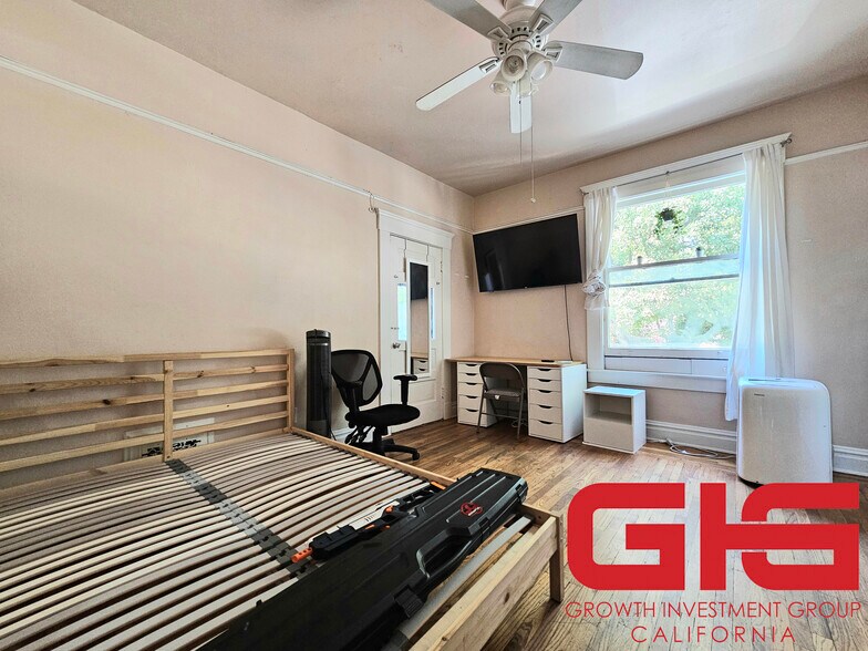 More Photos Of 695 N Main St, Pomona Apartments For Sale