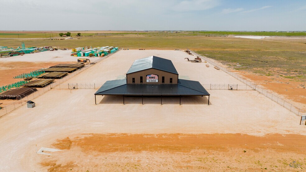 More Photos Of 716 US 385, Seminole Manufacturing For Sale