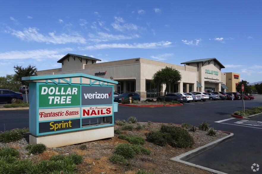 More Photos Of 1484 E Second St, Beaumont Unknown For Lease