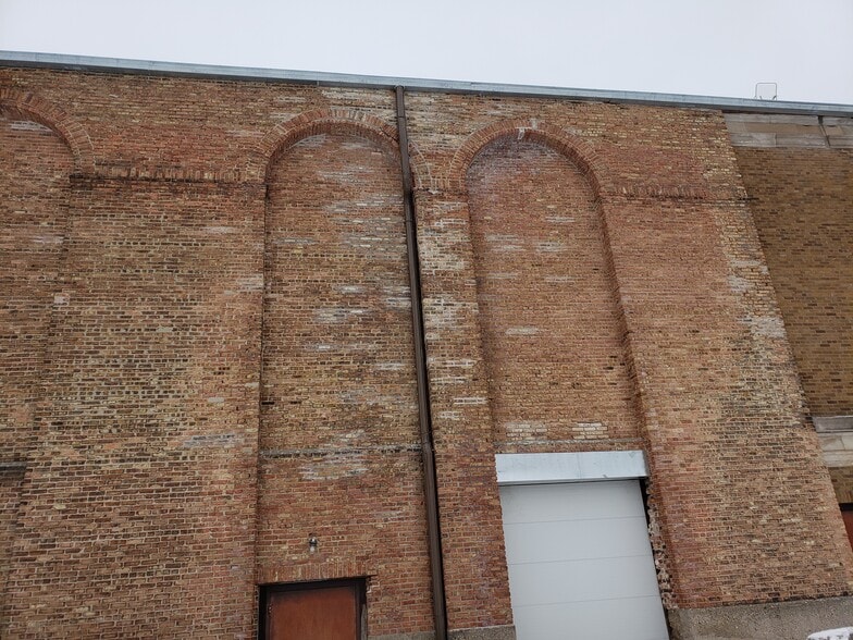 More Photos Of 721 E State St, Rockford, Rockford Apartments For Sale