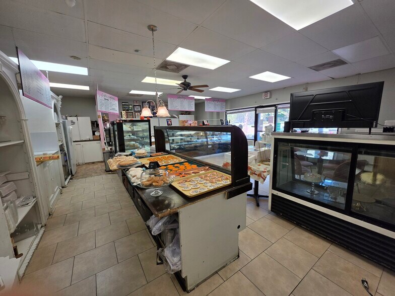 More Photos Of 1304 Fording Island Rd, Bluffton Unknown For Lease