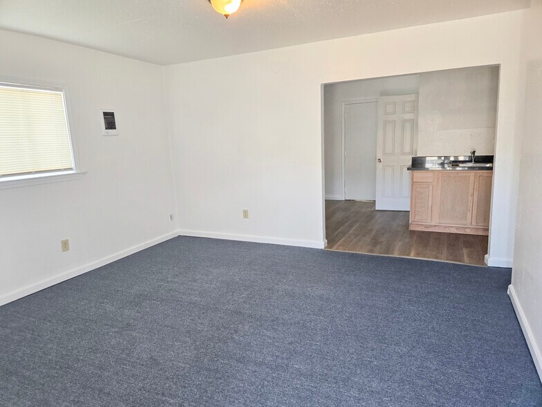 More Photos Of 1920 Marin St, Vallejo Apartments For Sale