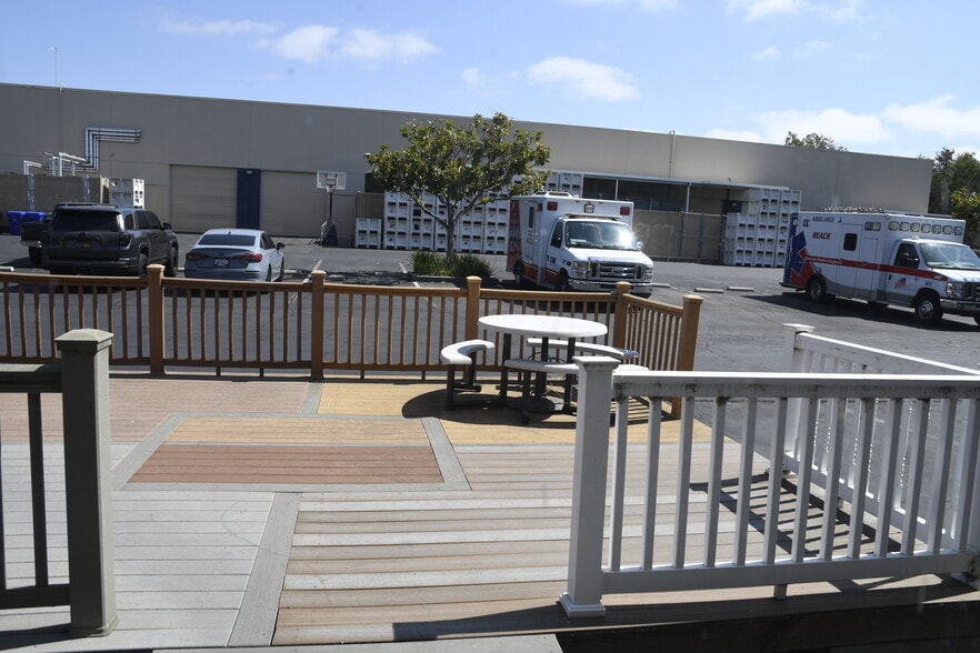 More Photos Of 841 Latour Ct, Napa Office For Lease