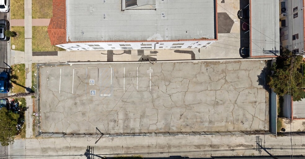 More Photos Of 3050 Edgehill Dr, Los Angeles Land For Sale