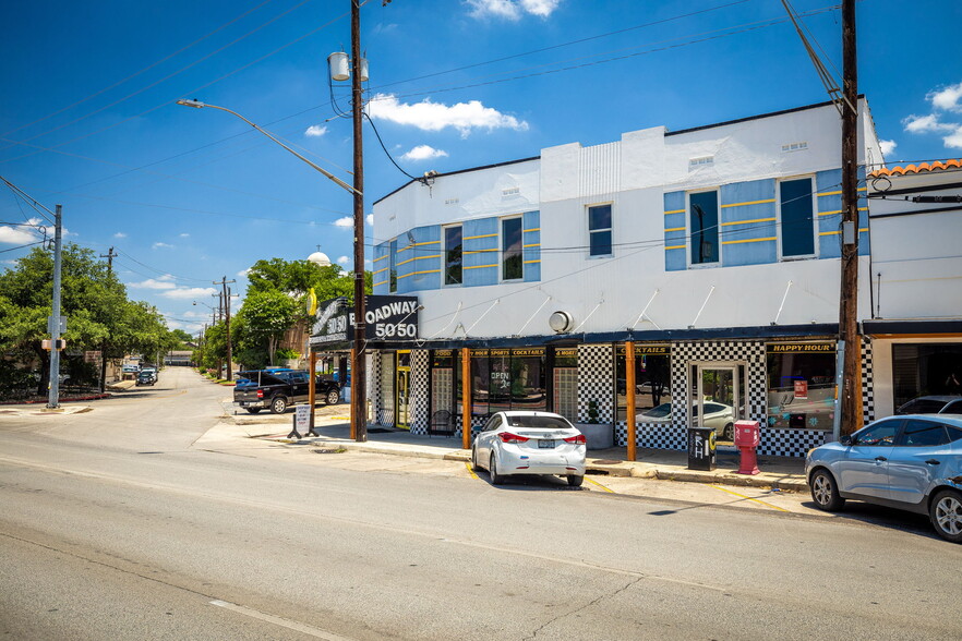 More Photos Of 5050 Broadway, Alamo Heights Restaurant For Sale