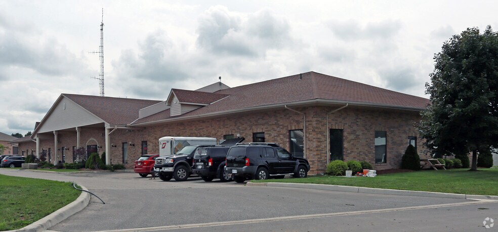 More Photos Of 1510 Woodcock St, London Office For Lease