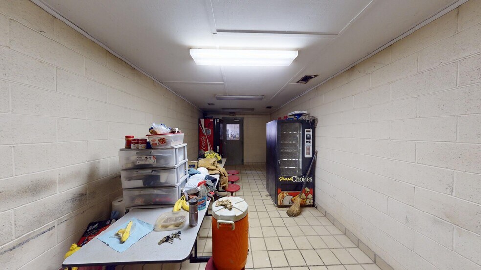 More Photos Of 11708 GA Highway 24 W, Sandersville Warehouse For Sale