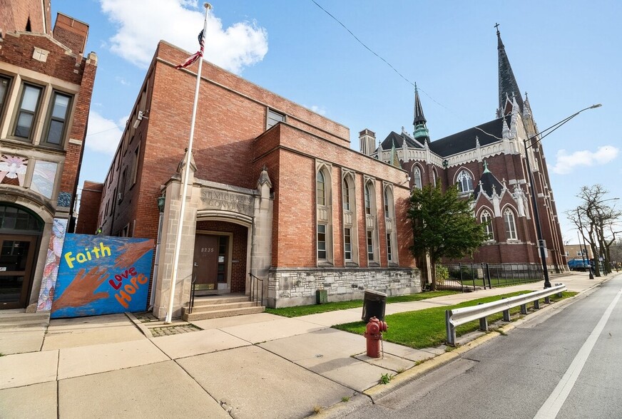 Primary Photo Of 8235 S South Shore Dr, Chicago Religious Facility For Sale
