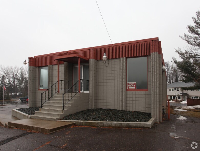 More Photos Of 1040 Main St S, Pine City Office For Sale