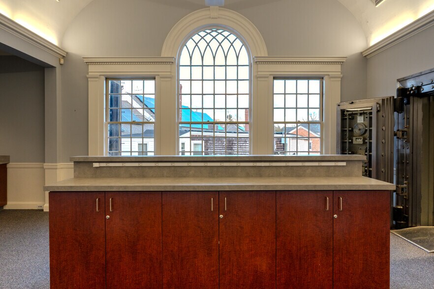 More Photos Of 1 River St, Norwell Bank For Lease