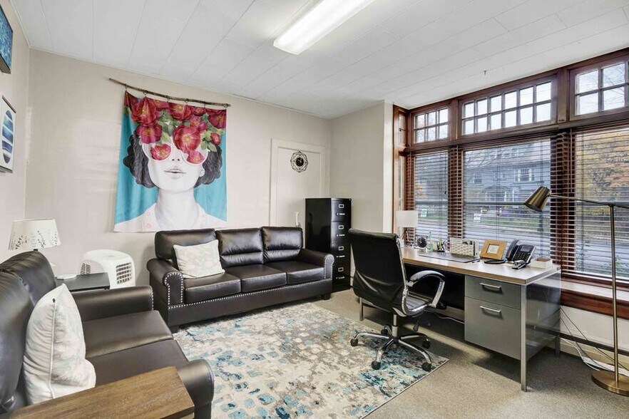 More Photos Of 10-12 Pearl St, Essex Junction Office Residential For Sale