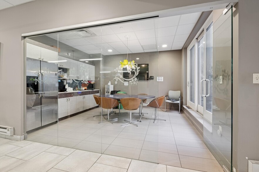 More Photos Of 316-318 E 22nd St, New York Apartments For Sale