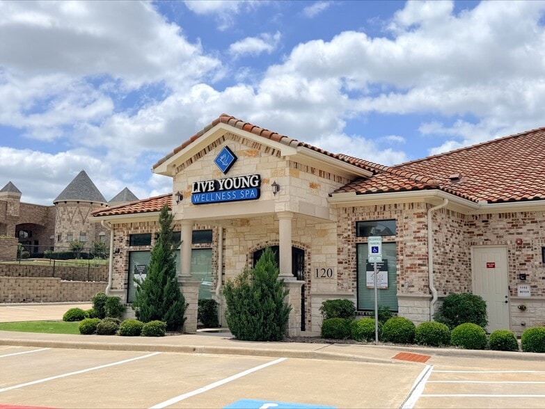 More Photos Of 4541 N Josey Ln, Carrollton Medical For Lease