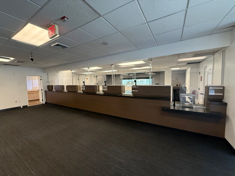 More Photos Of 3801 Hollywood Blvd, Hollywood Medical For Lease