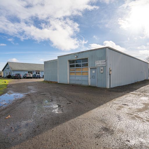 More Photos Of 720 NE Granger Ave, Corvallis Manufacturing For Sale